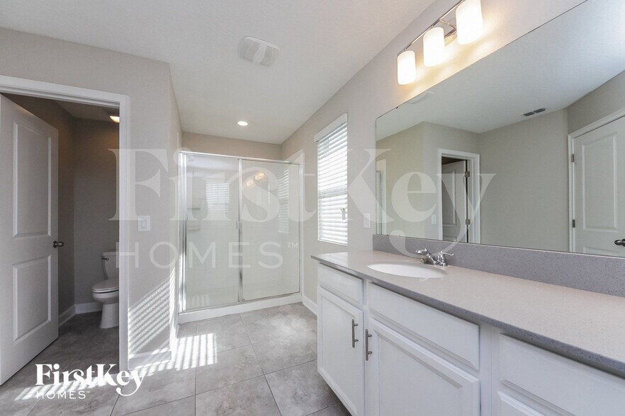 Building Photo - 11073 Folklore St