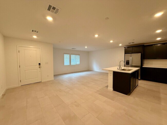 Building Photo - BRAND NEW 3 BED 2.5 BATH 2 BALCONY 2 CAR GARAGE TOWNHOUSE IN HENDERSON FOR RENT!!