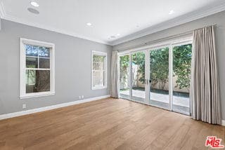 Building Photo - 1510 S Carmelina Ave