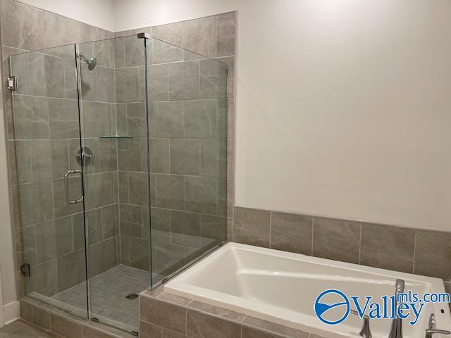 Building Photo - 161 Rugby Dr