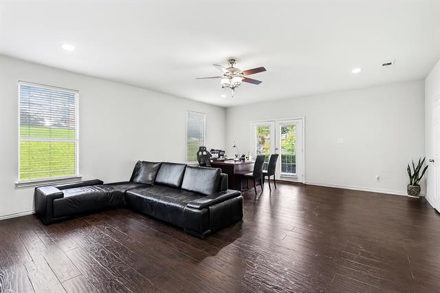 Building Photo - 2026 Klondike St