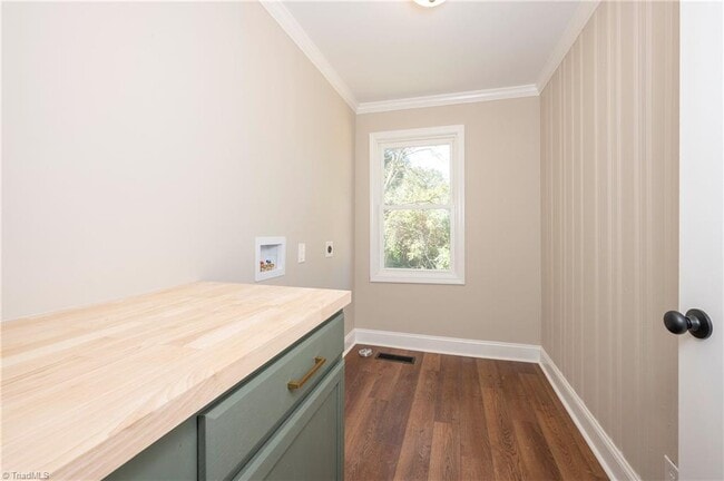 Building Photo - 1198 Red Bank Rd