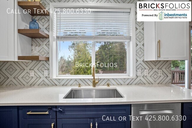 Building Photo - 11435 79th Way NE