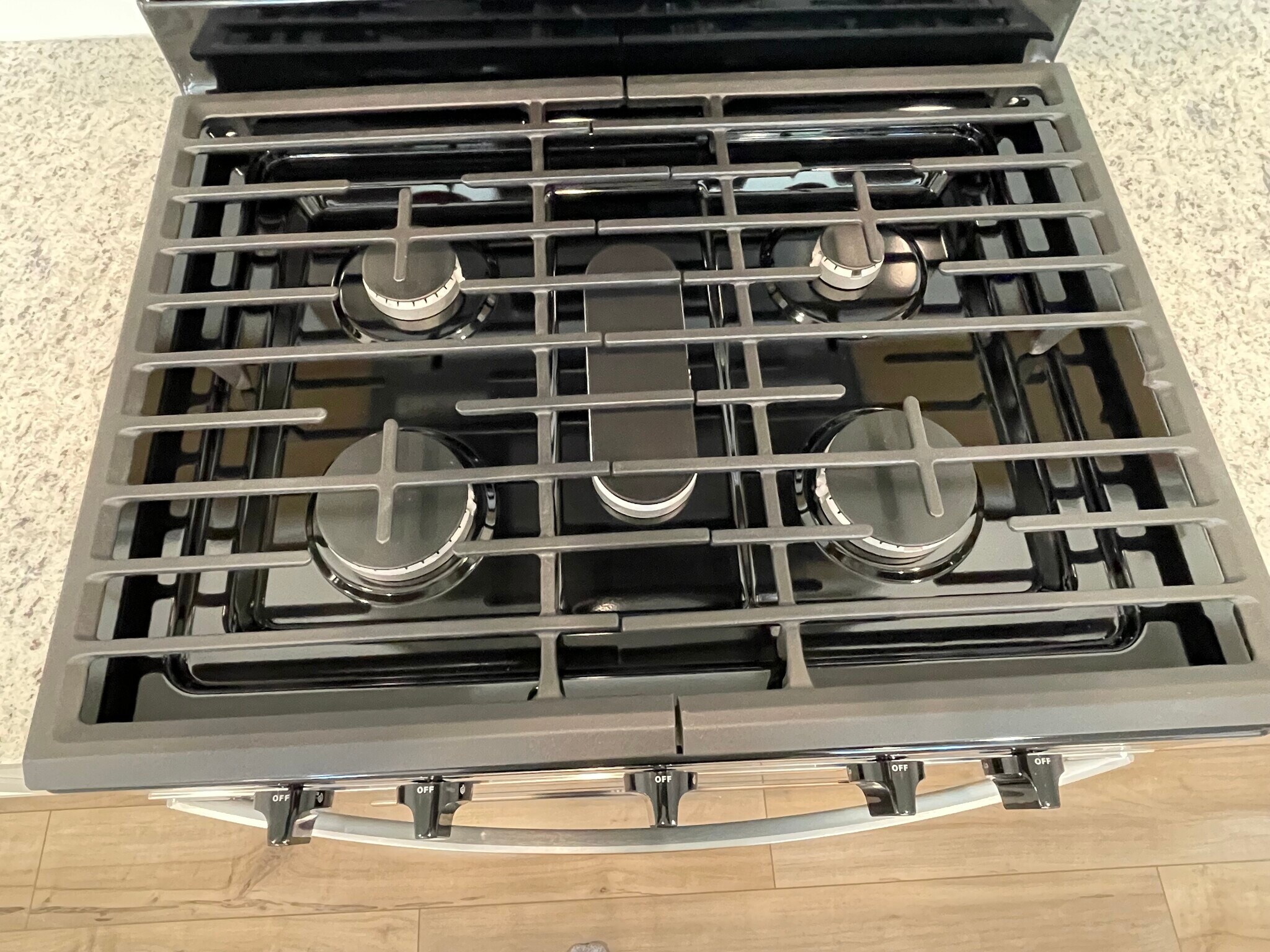 Gas cooking top - 677 Barrett Lake Rd