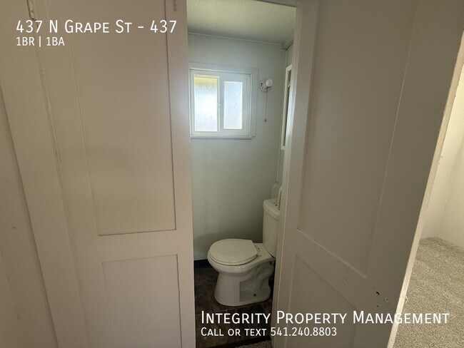Building Photo - 437 N Grape St