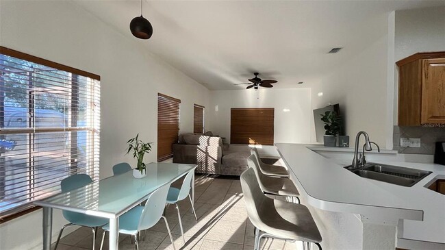 Building Photo - 3901 Ballinore Pl