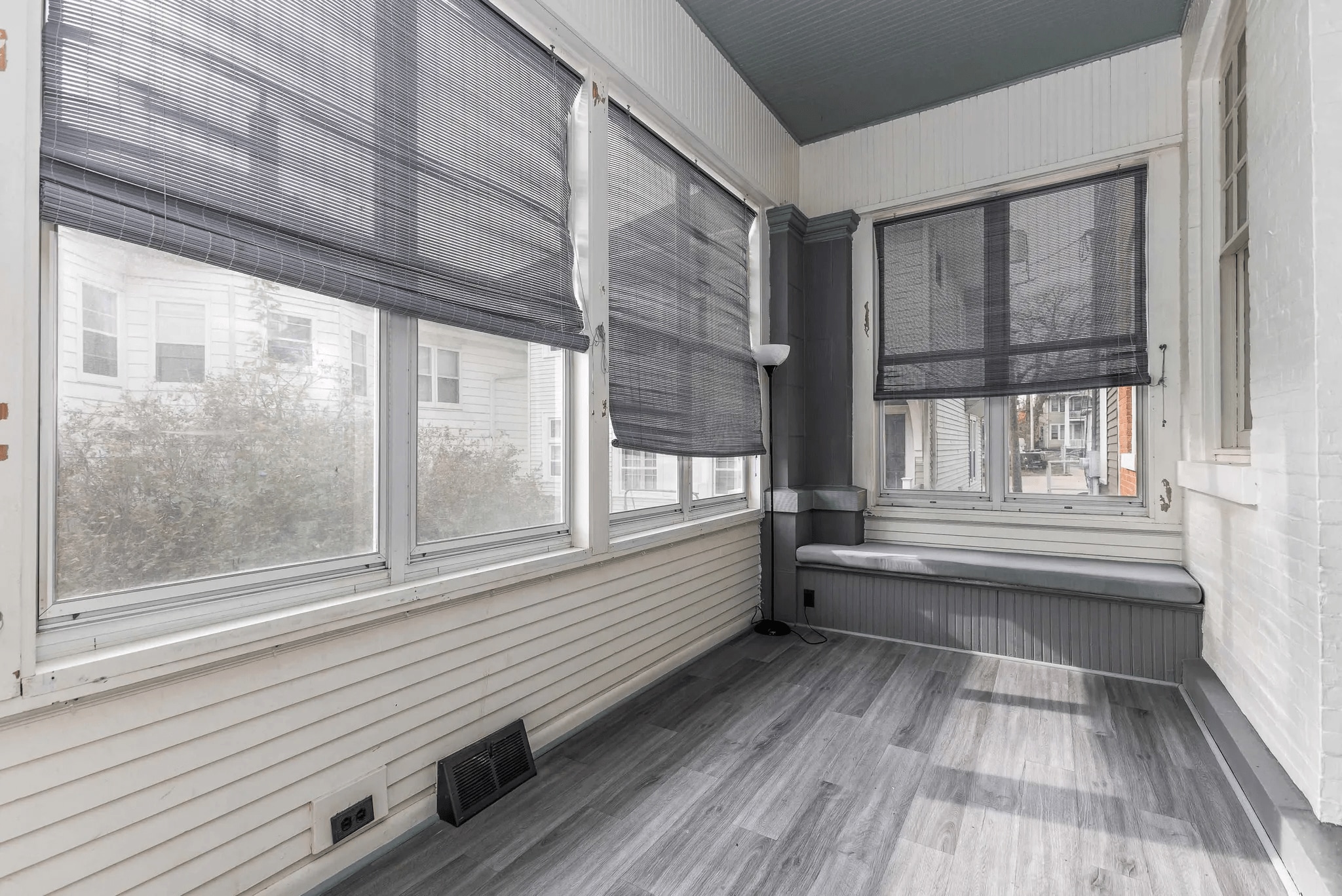Building Photo - 831 Alpine St