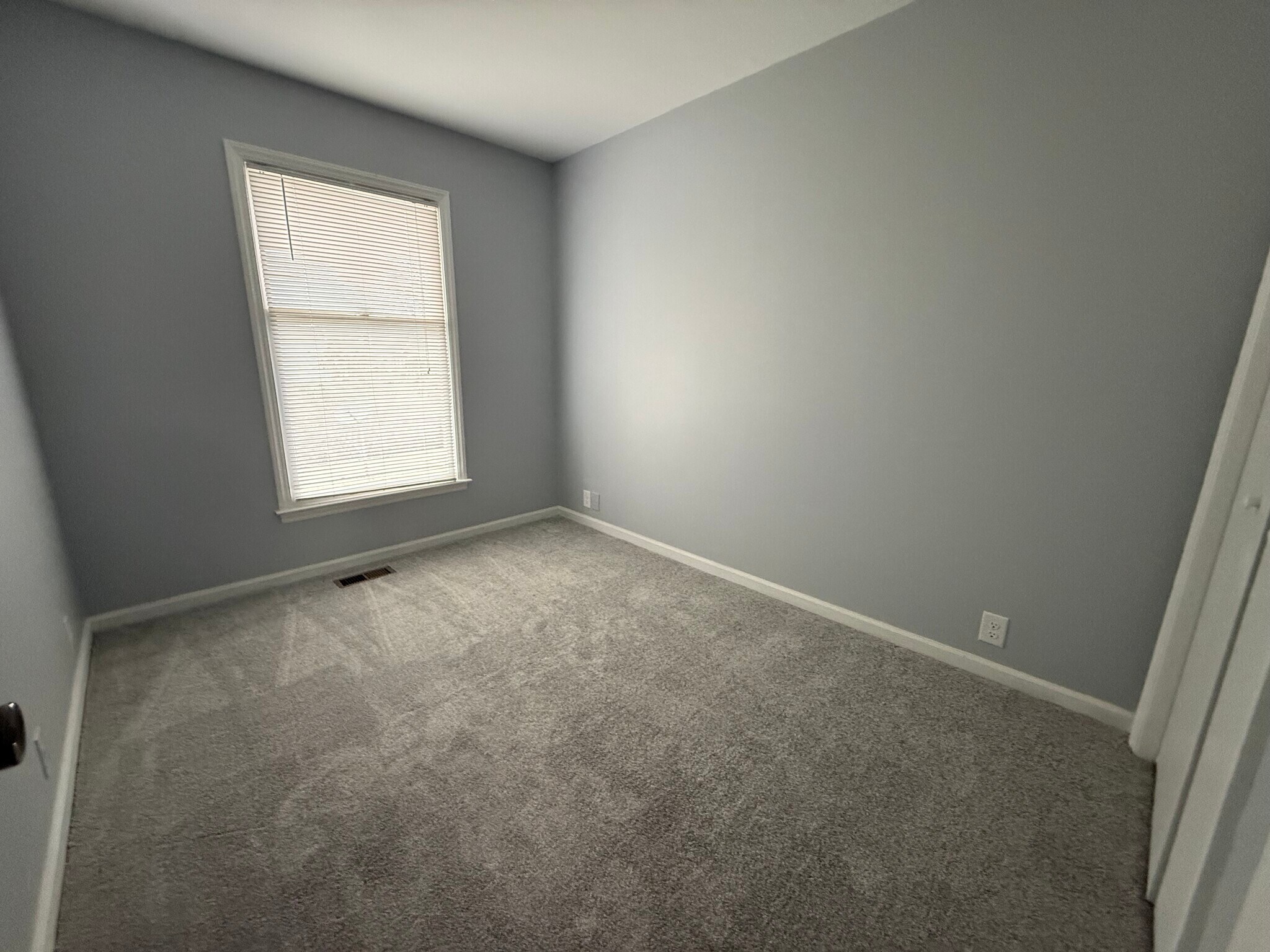 Second Room - 908 S Lexington Ave