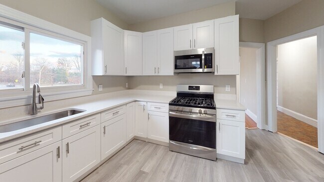 Building Photo - 1011 Washington St