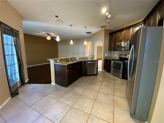 Building Photo - 1914 Palmetto Pine Ln