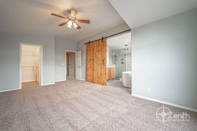 Building Photo - 4314 NE 126th St