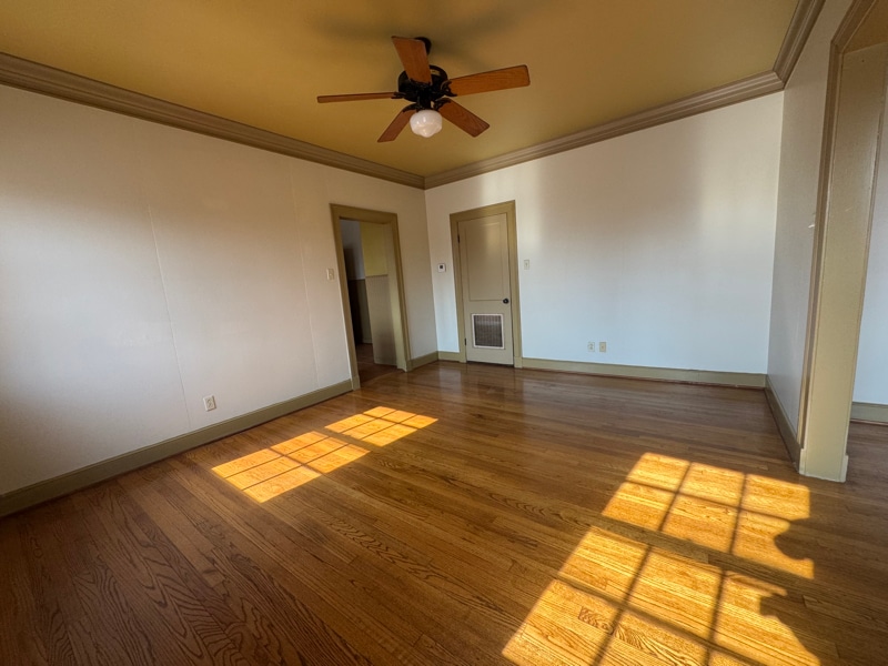 Building Photo - 317 W University Ave