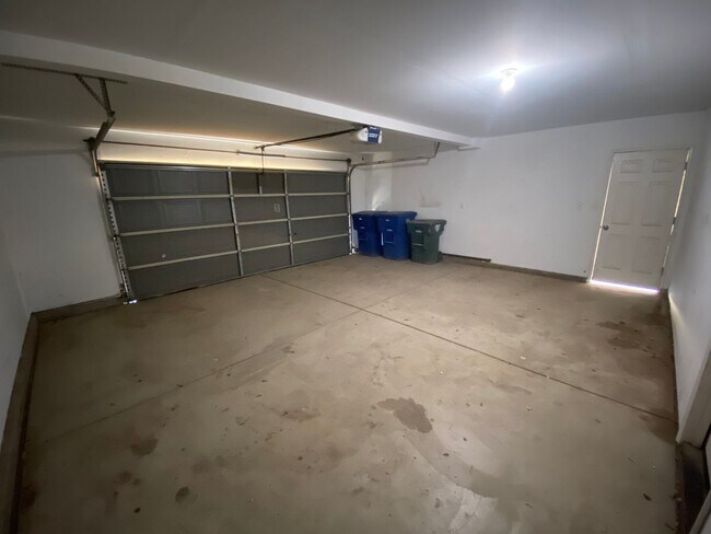 Building Photo - 11115 Cactus Valley Dr