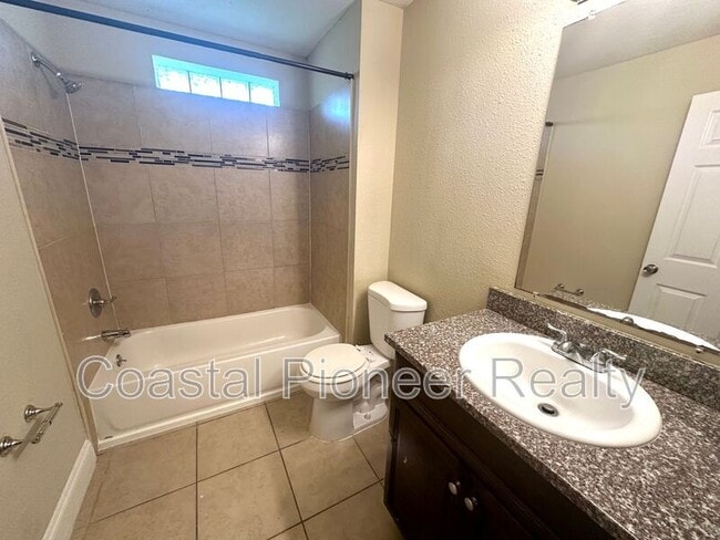 Building Photo - 5104 Aventura Blvd