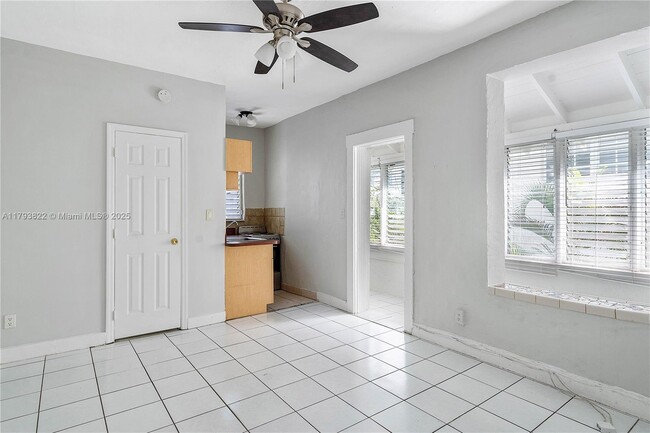 Building Photo - 1507 Meridian Ave