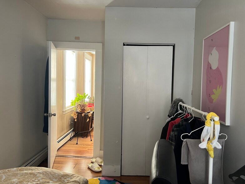 Building Photo - 273 Cardinal Medeiros Ave