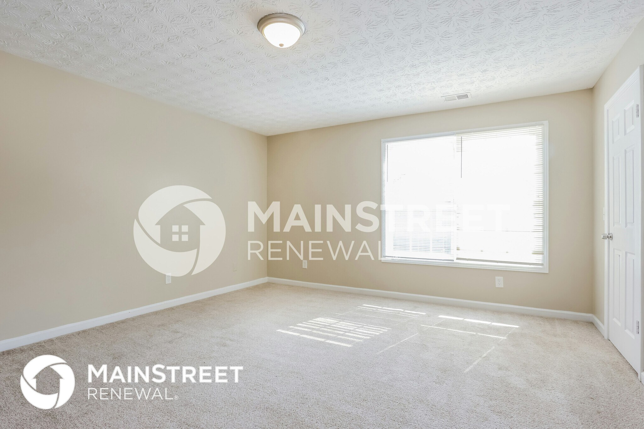 Building Photo - 3909 Riverside Pkwy