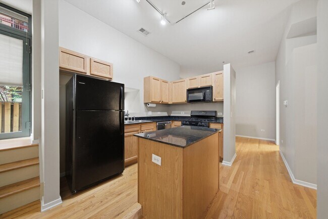 Building Photo - 208 W Washington St