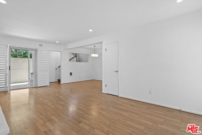 Building Photo - 8120 Redlands St