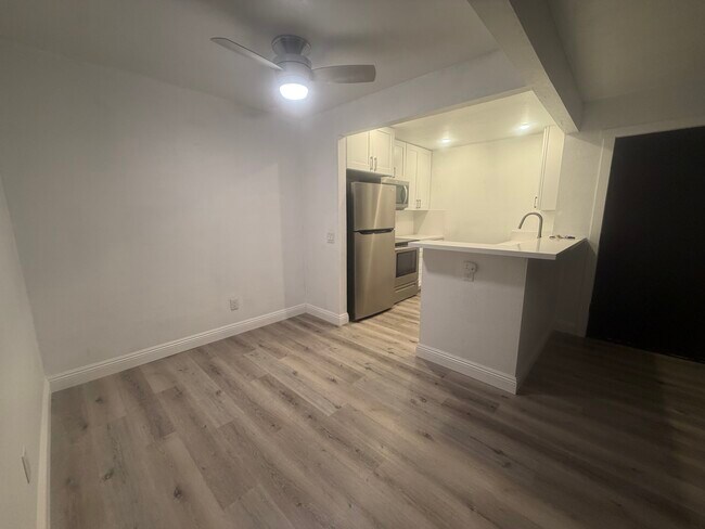 Building Photo - 2920 Briarwood Rd