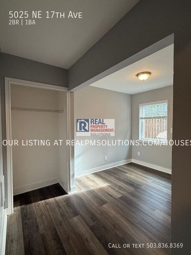 Building Photo - 5025 NE 17th Ave