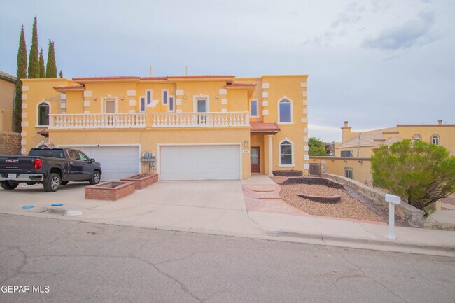 Building Photo - 4744 Excalibur Dr