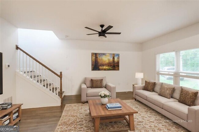 Building Photo - 1070 4th St NW