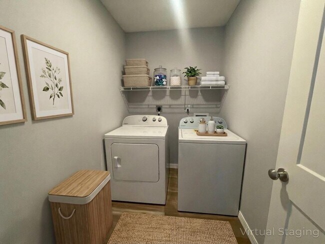 Building Photo - Tired of Nightly Rental Rates - New Never Occupied - Brand New 2 bedroom 2 bath Duplex in Kimberl...