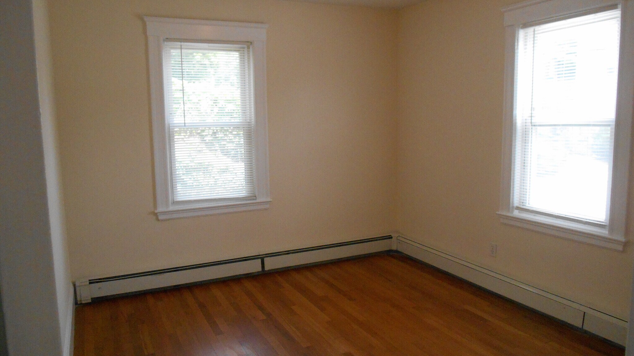 Building Photo - 104 Elson Rd