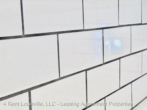 Building Photo - 2745 Grinstead Dr