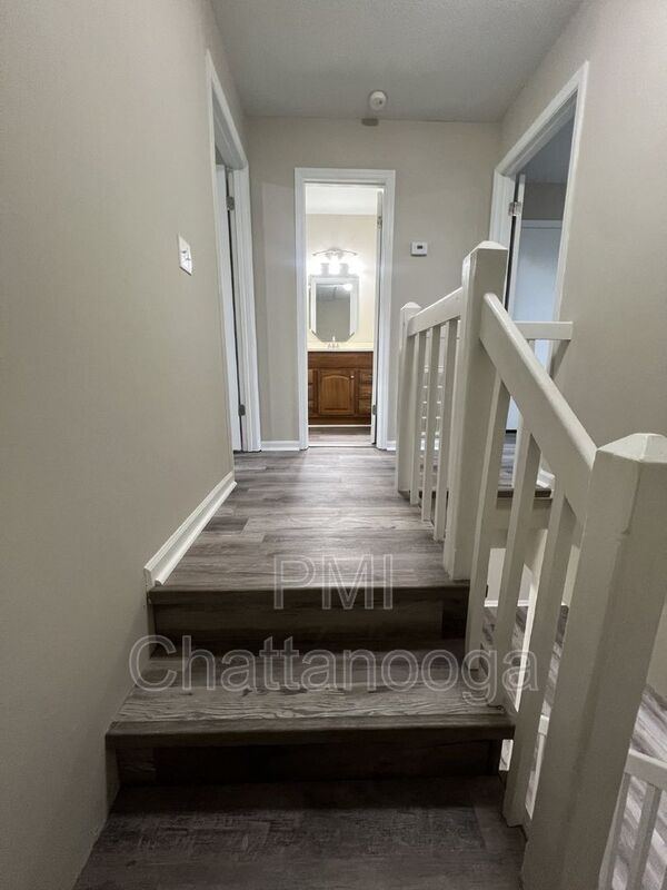 Building Photo - 1430 Stratton Pl Dr