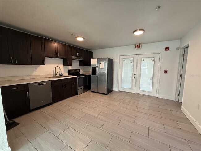 Building Photo - 960 NW 56th Ave