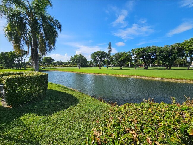Building Photo - 9944 Costa Del Sol Blvd