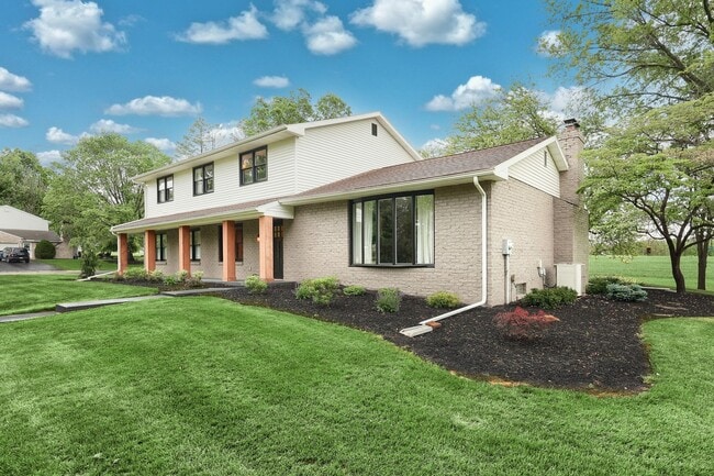 Building Photo - Beautiful Full Home in York