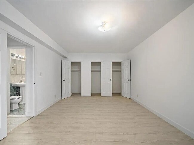 Building Photo - 1213 Avenue Z