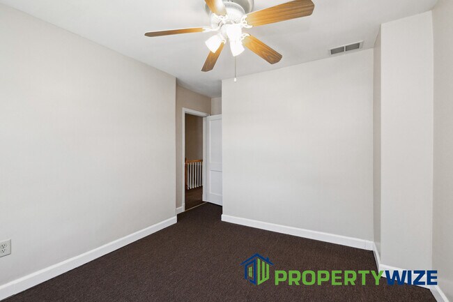 Building Photo - 1250 Walker Ave