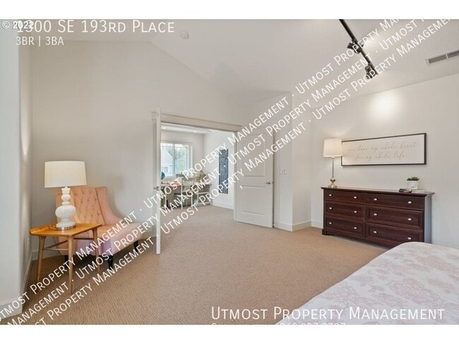 Building Photo - Beautiful Camas 3bd in Perfect Location