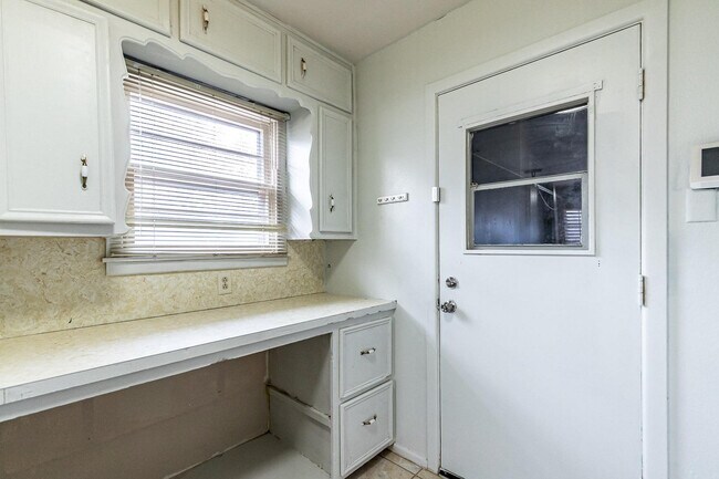 Building Photo - 4627 30th St