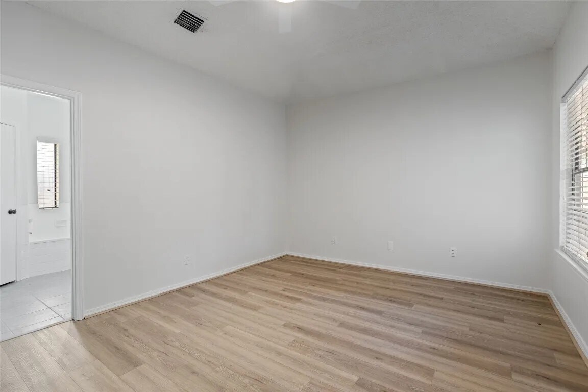 Building Photo - 4313 Flamingo Way