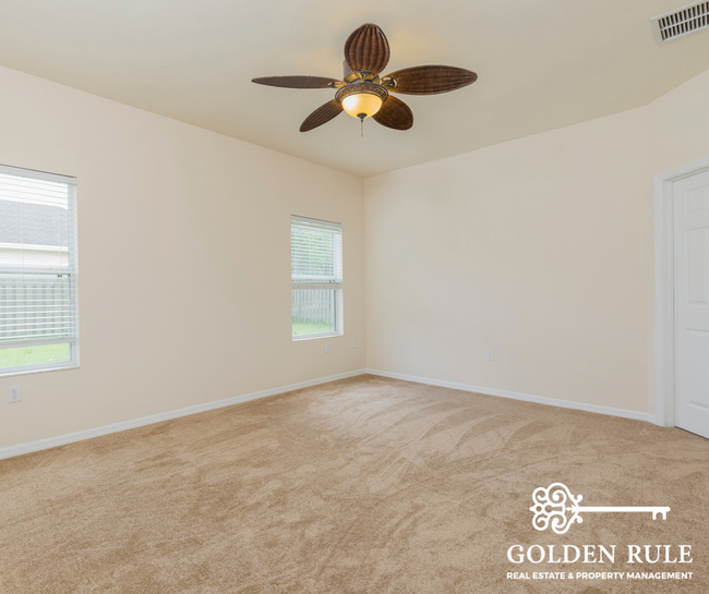 Building Photo - 7595 SW 84th Dr