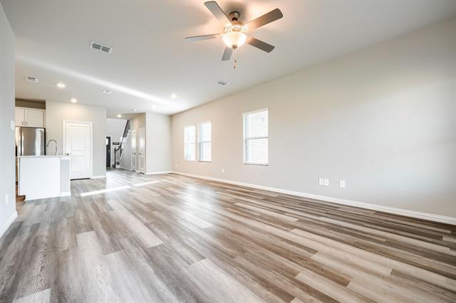 Building Photo - 620 Hemingway Ln