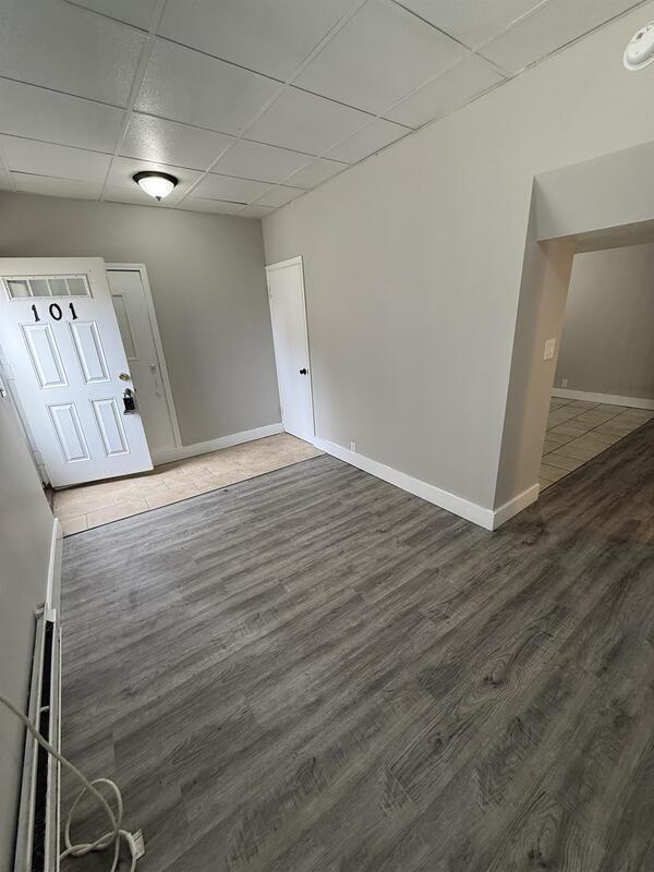 Building Photo - 3512 Dodge St