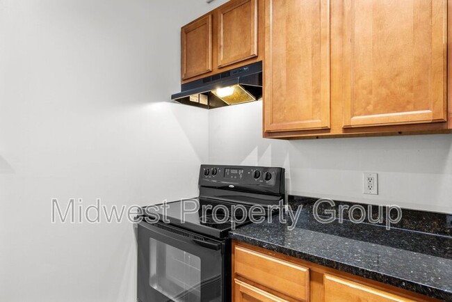 Building Photo - 4244 Chouteau Ave