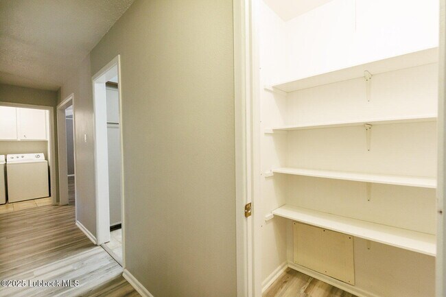 Building Photo - 4414 53rd St