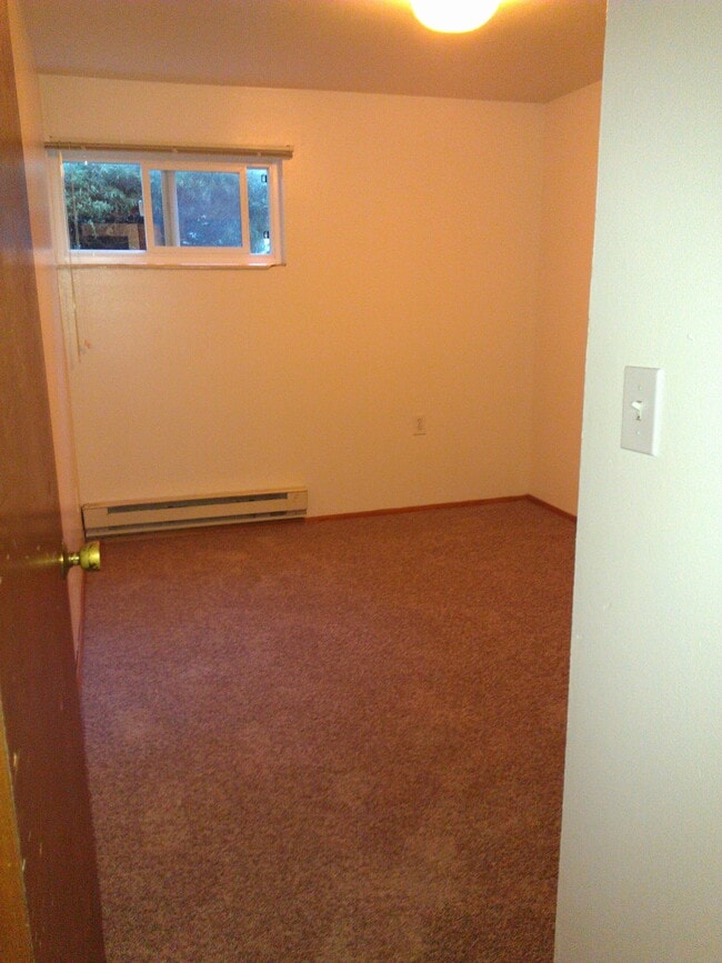 Building Photo - Locke Apartments