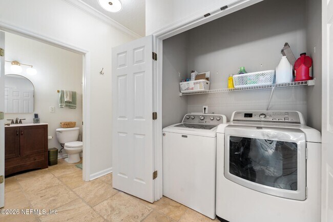 Building Photo - 12301 Kernan Forest Blvd