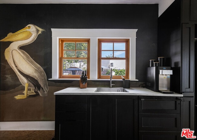 Building Photo - 201 S Ave 55