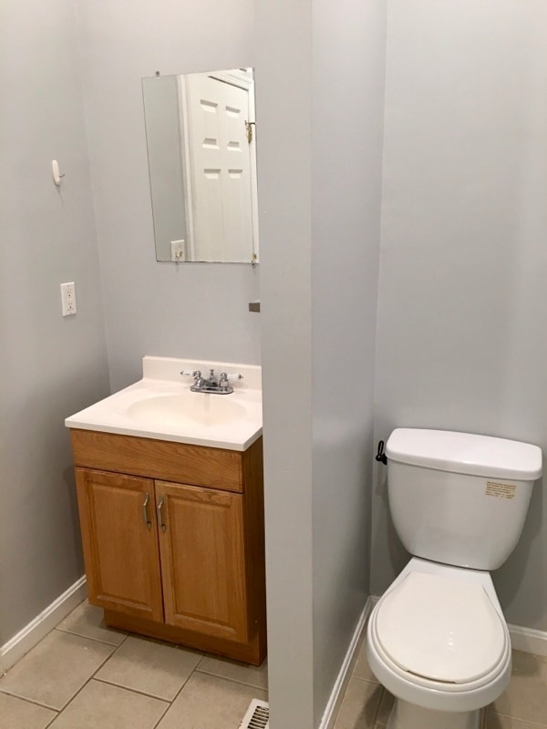 Building Photo - 523 Florida Ave NE