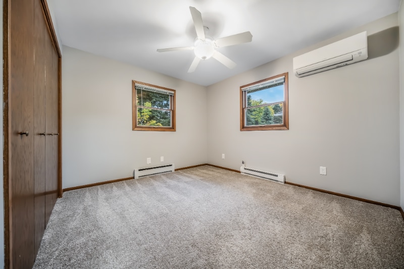 Building Photo - 1000 W McKinley Ave