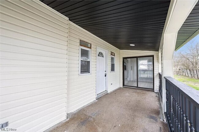 Building Photo - Charming 3 Bedroom Home in Loraine